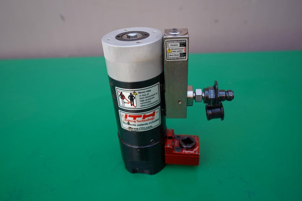 ITH Bolt Tensioner Cylinder M30 X 3.5  Mint Condition  #1
