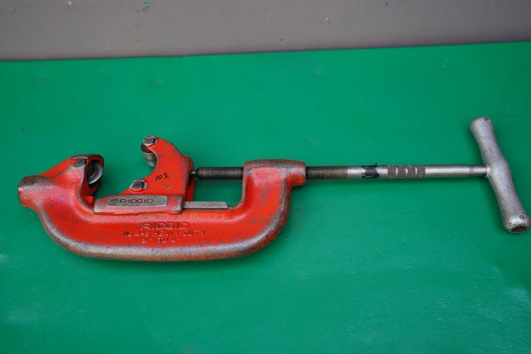 Ridgid 4-S 2 to 4 inch Pipe Cutter. Works Great. #103