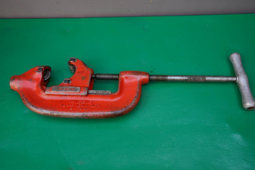 Ridgid 4-S 2 to 4 inch Pipe Cutter. Works Great. #105