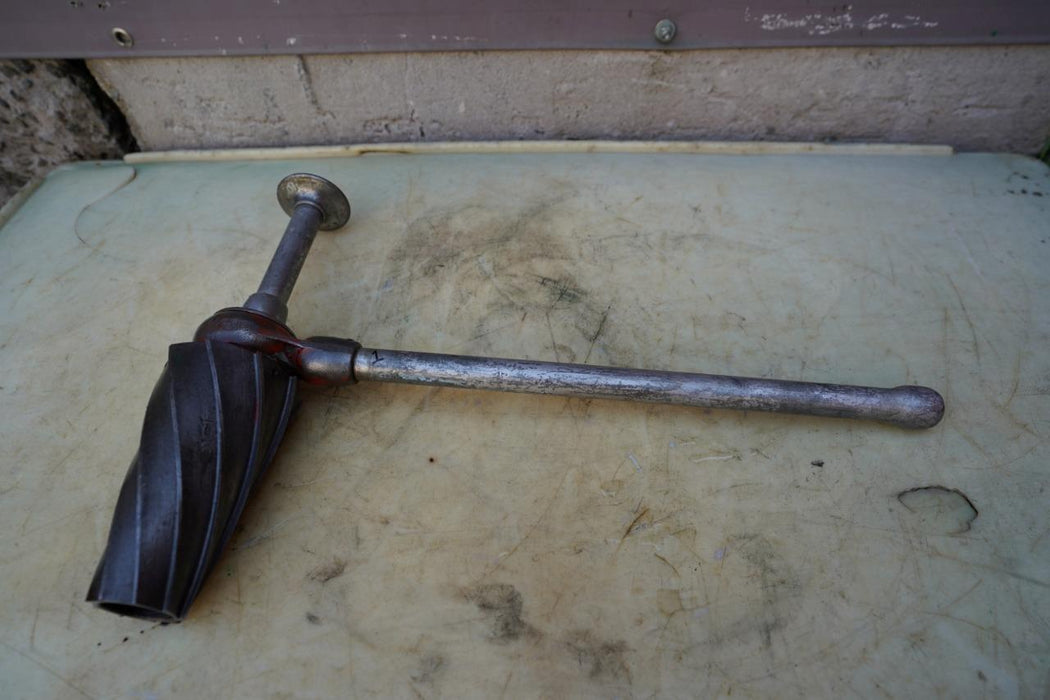 Ridgid Spiral Pipe Reamer 4 inch. 300 535 1822 Works Fine. #1