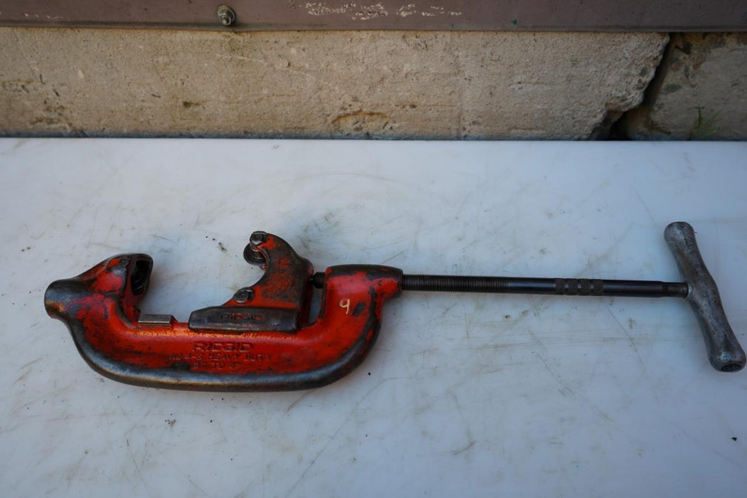 Ridgid 4-S 2 to 4 inch Pipe Cutter for Pipe Threader. #9