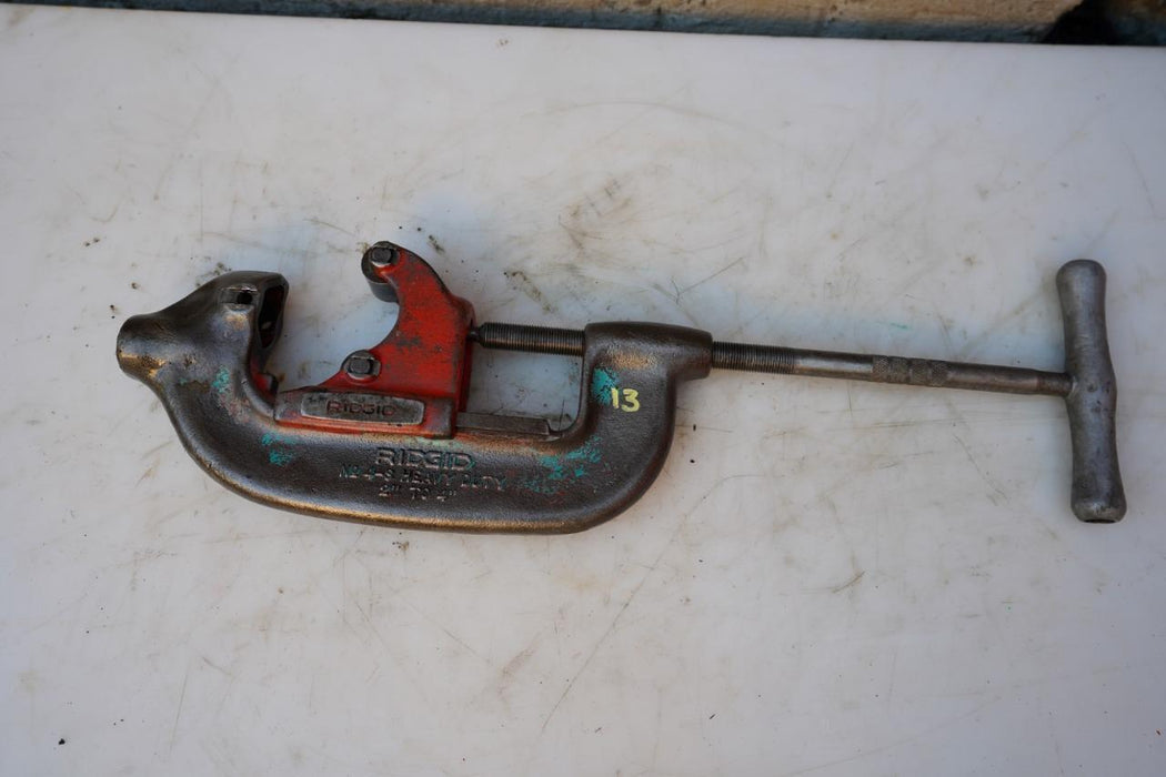 Ridgid 4-S 2 to 4 inch Pipe Cutter for Pipe Threader. #13