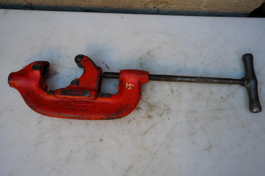 Ridgid 4-S 2 to 4 inch Pipe Cutter for Pipe Threader. #15