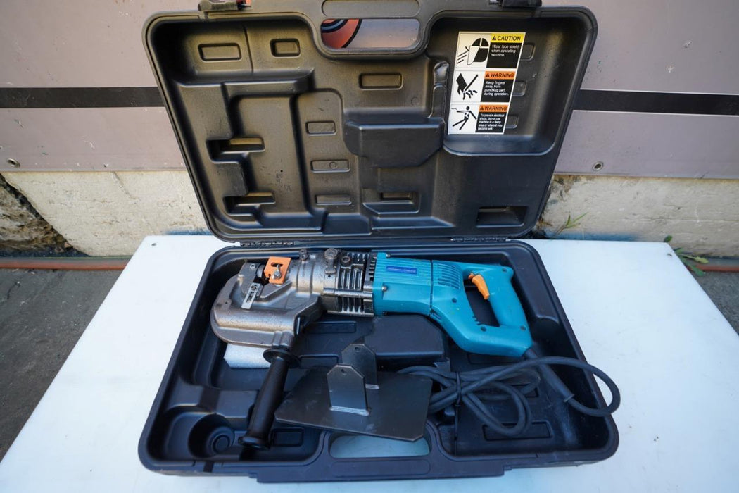 Hougen-Ogura Electro-Hydraulic 120 volts Hole Puncher Model 75004PR  #27