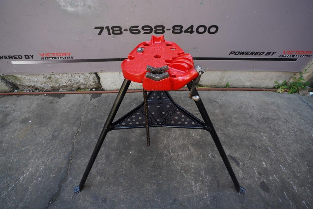 Reed 450 1/8 to 5 inch Tripod Pipe Vise for Ridgid Pipe Great Shape #7