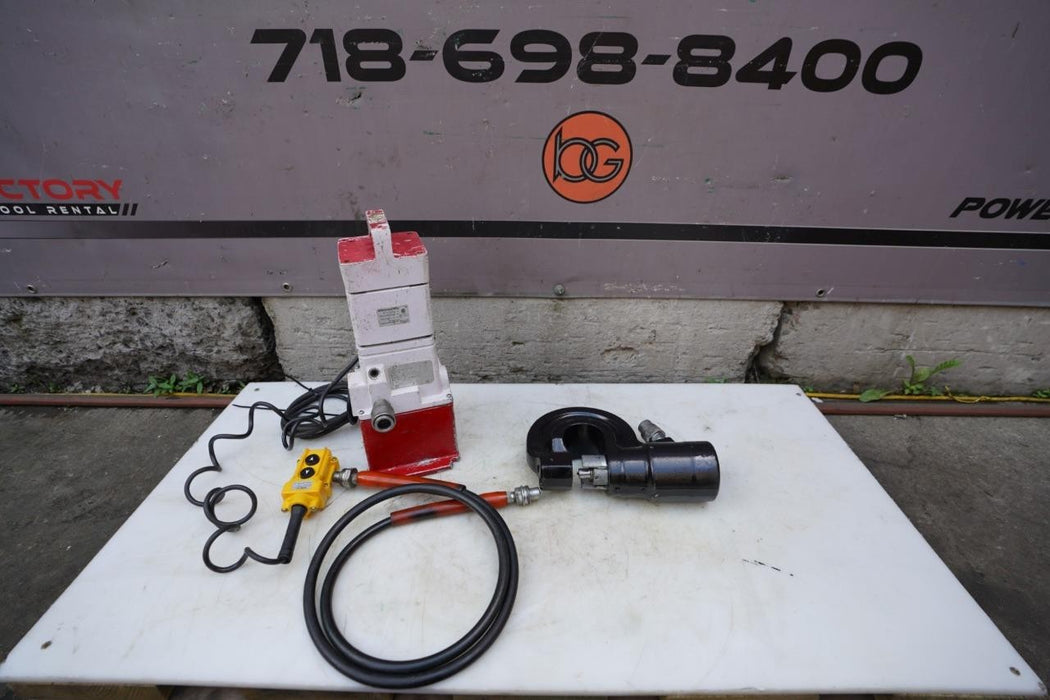 Enerpac 35 Ton Hydraulic Knock Out Punch & Burndy Electric Pump. Works Fine.