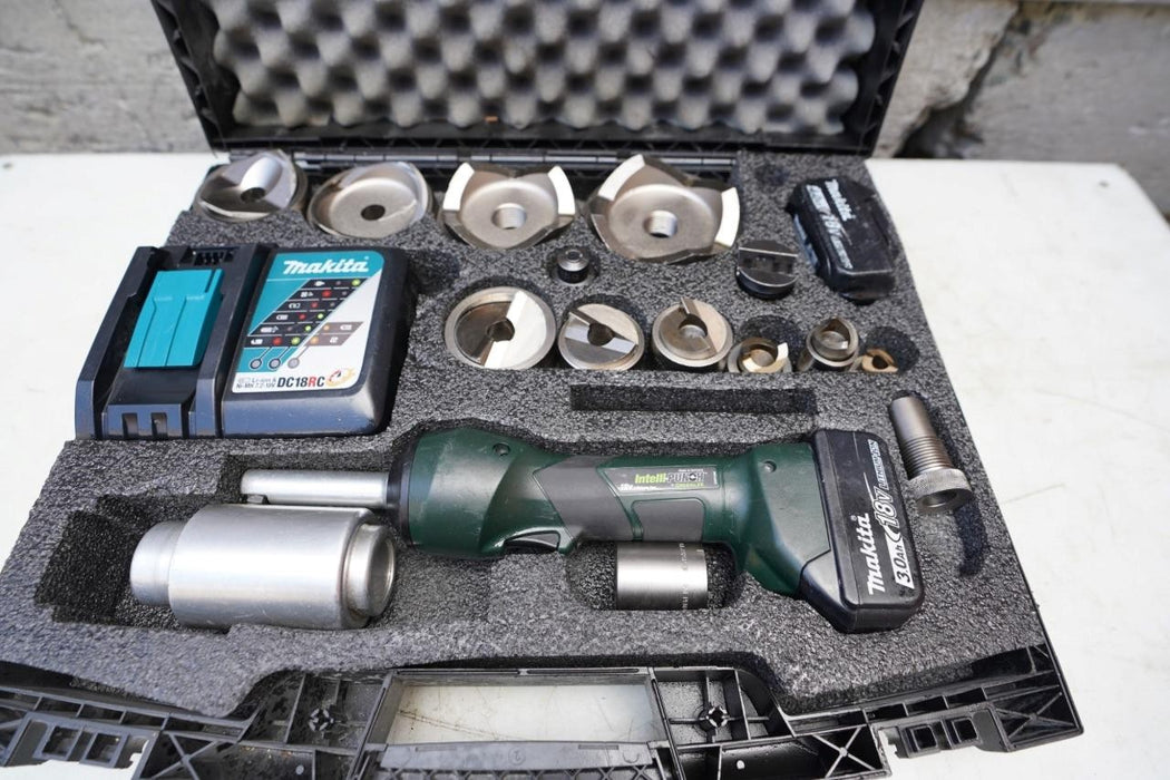 Greenlee LS100X11SS4 Intelli-Punch 11-Ton Cordless Hydraulic Knockout Set