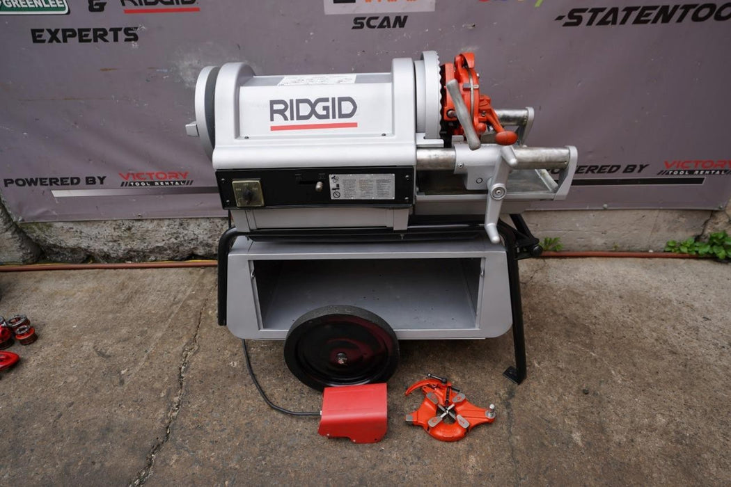 Ridgid 1224 Pipe Threader Threading Machine 1/2 to 4 inches. Great Unit. bg123