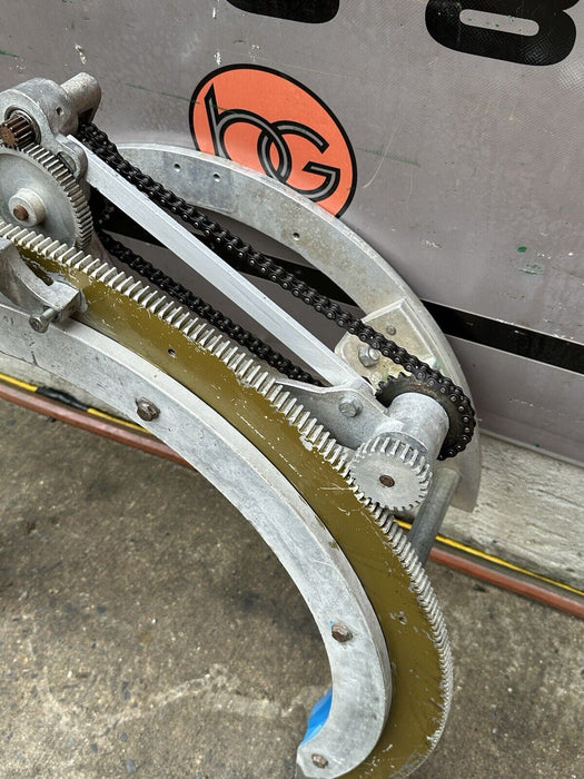 H&M 2C-20 Pipe Beveling Saddle Machine 12 - 20" + Bridge ,  Dogs, Great Shape 28