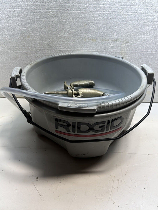 RIDGID 418 Hand Held Oiler Heavy Duty Pipe Threader 300 700