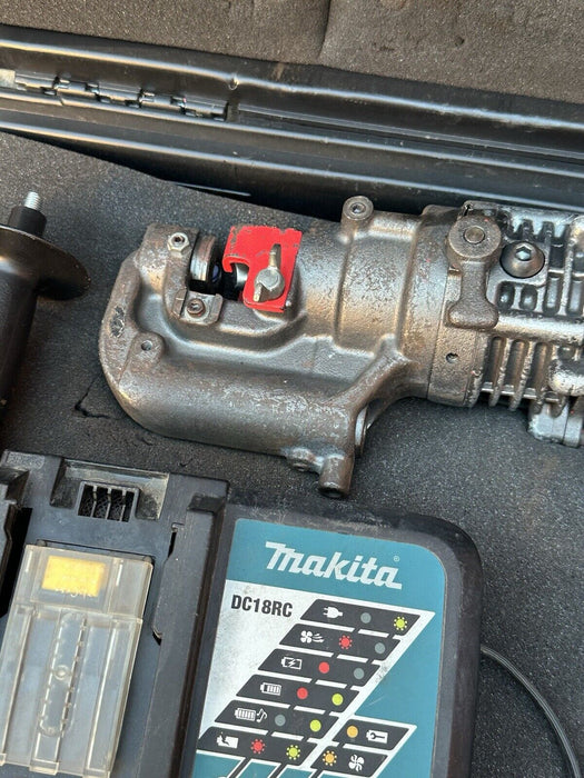 Hougen-Ogura Electro-Hydraulic Cordless 18V Punch Pro Model 76000PR Battery #35