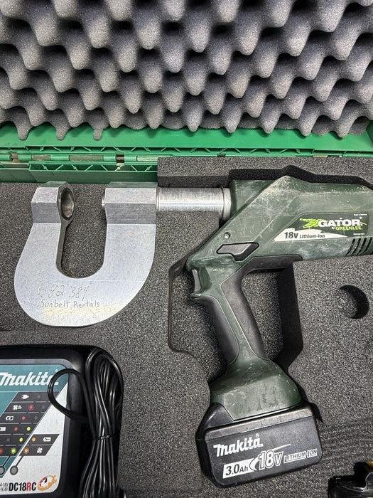 Greenlee ESP710L11 1-11/32 Cordless Structural Punch Kit 18V Li-Ion Stud Punch