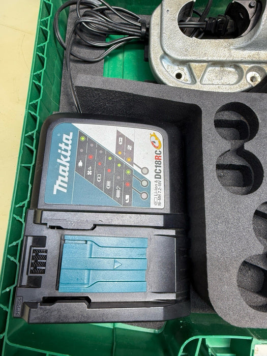 Greenlee Gator EK1240LX 12 Ton Cordless Battery Hydraulic Crimper w/ Batteries