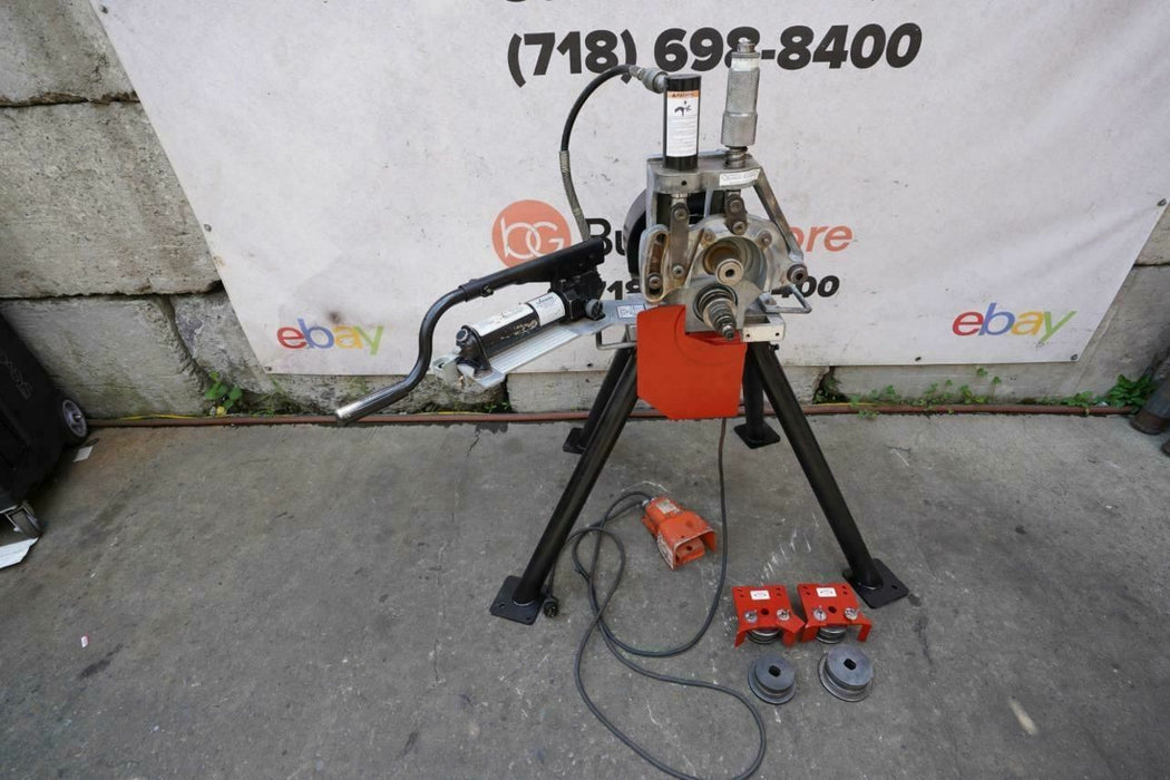 Victaulic VE 272-FSD Hydraulic Electric Roll Groover 2 to 12 inch Works Great bg