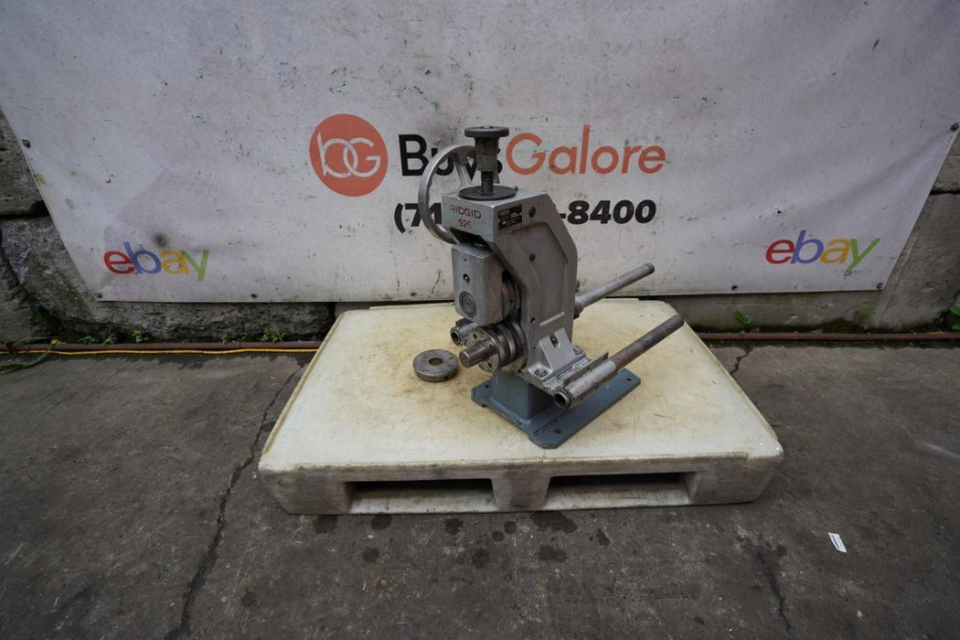 Ridgid 925 Pipe Roll Groover for Ridgid 300 Up to 12 inch Works Fine