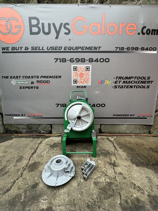 Greenlee 555 1/2-2" Conduit Pipe Bender. Comes with Rigid Shoes Great Shape bg5