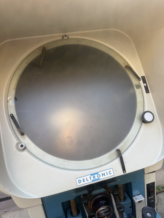Deltronic 14" Optical Comparator DH14-MPC4, Surface Illumination, DRO.