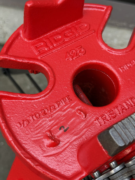 RIDGID 16703 425 PORTABLE TRISTAND CHAIN VISE  1/8”- 2-1/2”PIPE CAPACITY #2