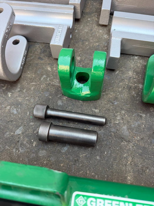 GREENLEE 882 Hydraulic Pipe Bender 1-1/4 - 2 RIGID EMT With Hand Pump