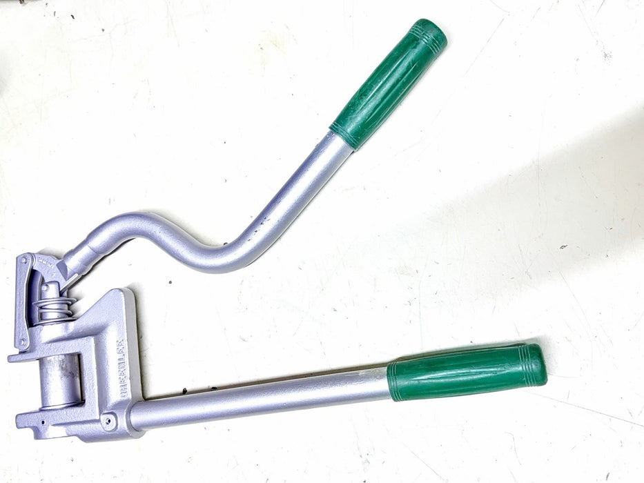 Greenlee 710 Metal Stud Punch Knockout Tool 1-11/32" Hole 1" Conduit 20 Gauge #9