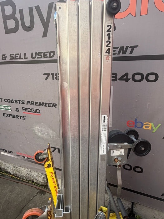 Used Sumner 783652 2124 Series 24 ft Contractor Lift 650 lbs Capacity