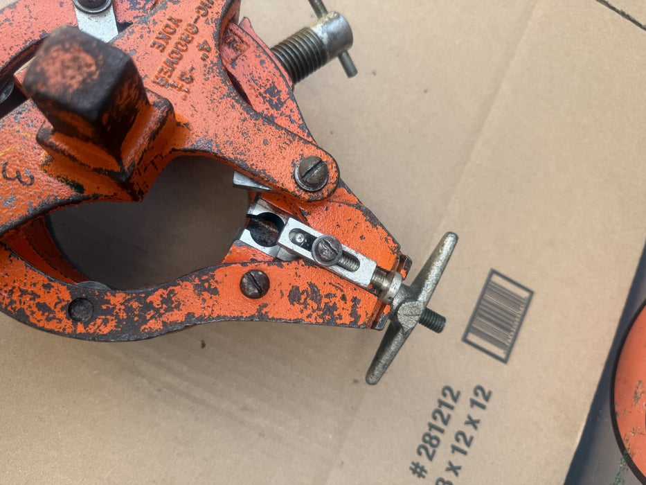 Victaulic Vic Groover Cut Groover 3-1/2” to  4 inch.  Nice.  NO ratchet handle.