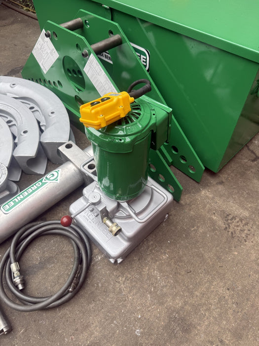 GREENLEE 884 Hydraulic Rigid IPS Bender 1-1/2 to 4 inch.  960 Pump