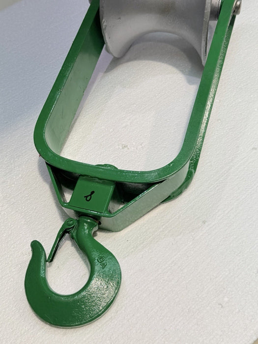Greenlee 650 Cable Puller Sheave Hook For Cable Tugger - 6” BG8