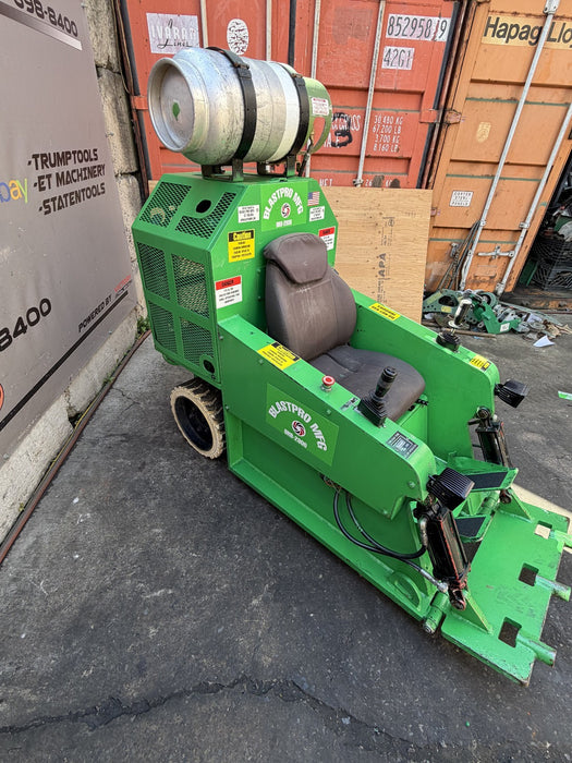 BlastPro BRB-2800 Propane Ride on Floor Scraper Video great condition