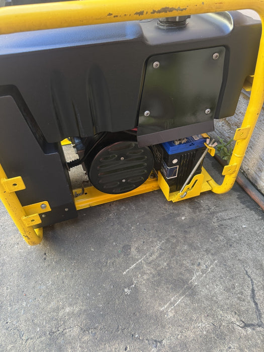 Wacker Neuson GP9.7  9,700W Portable Generator  190 hours.  Works Fine.