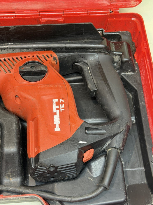 Hilti TE 7 Hammer Drill SDS Rotary Hammer 120V, 6.3A, 60Hz