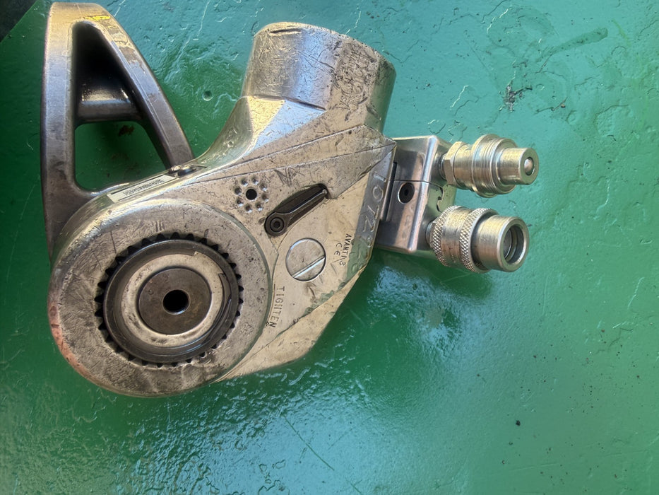 Hytorc Avanti 3 Hydraulic Torque Wrench 1” Drive 460-3,084 Ft Lb  Works well.