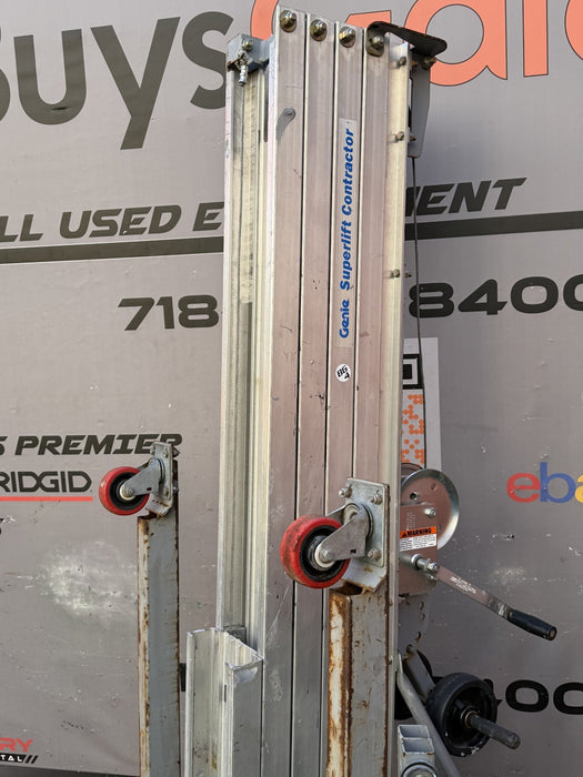 Genie Superlift Contractor, SLC- 24, 650 lbs Load Capacity, Lift Height 24' Nice