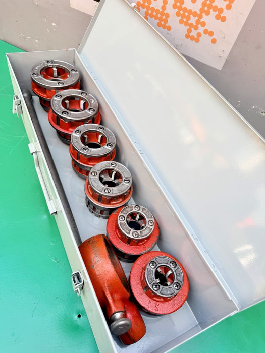 Ridgid 12-R Pipe Threader Die Head Set w/Case & Ratchet Head 12R  1/2" - 2" Dies