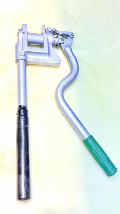 Greenlee 710 Metal Stud Punch Knockout Tool 1-11/32" Hole 1" Conduit 20 Gauge 10