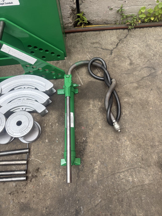 GREENLEE 777  1 1/4 to 4 inch Rigid Pipe Conduit Bender   Great Shape.