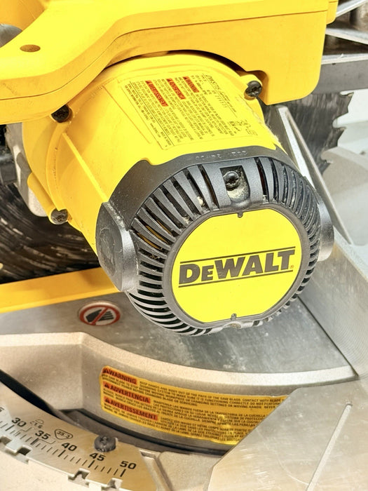 DEWALT DWS715R 12" 15 Amp Single Bevel Compound Miter Saw And Blade Mint!
