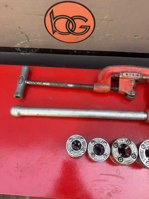 Ridgid 00R Pipe Threading Set, Ratchet, Handle 5 Dies  1/4-1 inch  7/9/26 #2