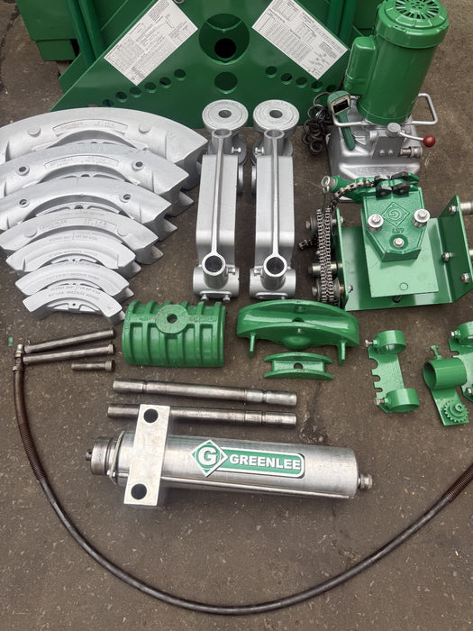 Greenlee 885 Hydraulic Pipe Bender 1-1/4”-5” Rigid & Bending Table.  GREAT SHAPE
