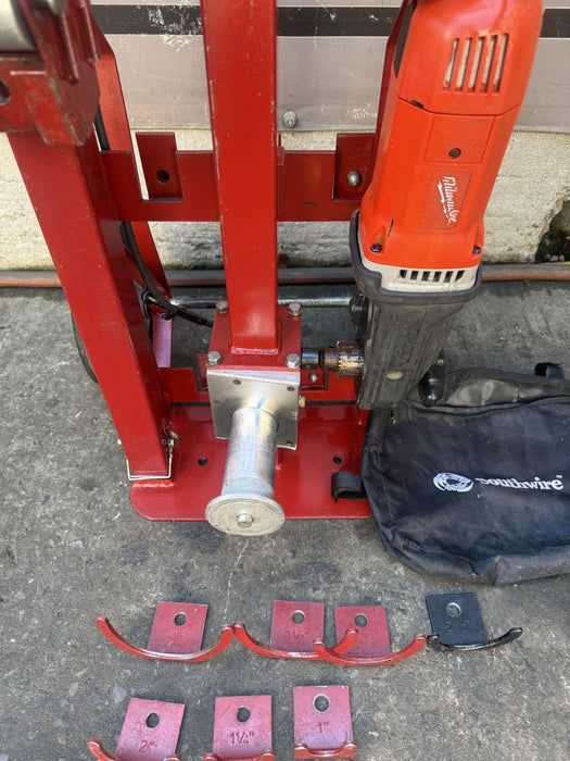 Maxis Pull-It Cable Tugger Puller 3000X   Works Great.