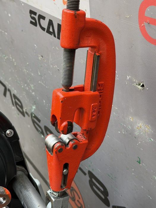 RIDGID® 1822-I Auto Chuck Pipe Threader with 811A Die & Cart, Excellent ✅
