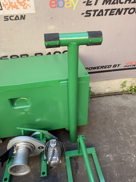 GREENLEE 640 4000 lbs Wire Cable Tugger Puller Set Box.  Works Fine. 10/15/26