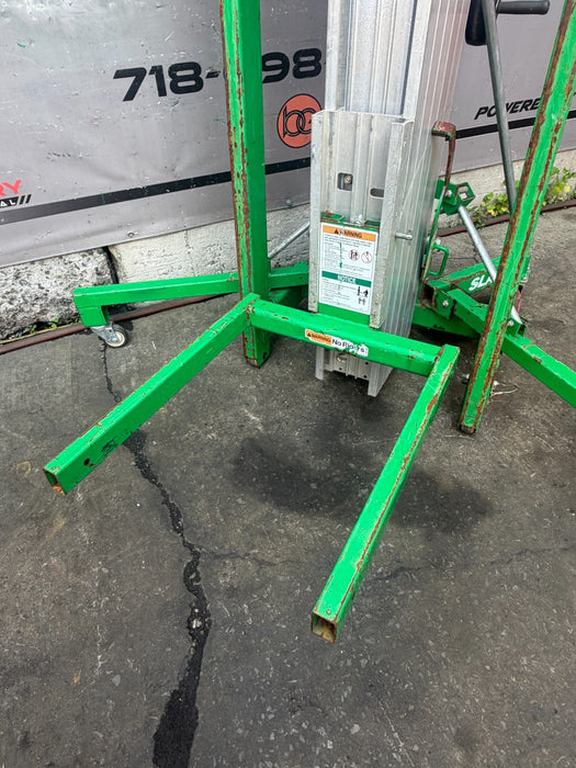 Genie Superlift Advantage SLA-25 Material Lift 26ft Height 650lb Capacity Used