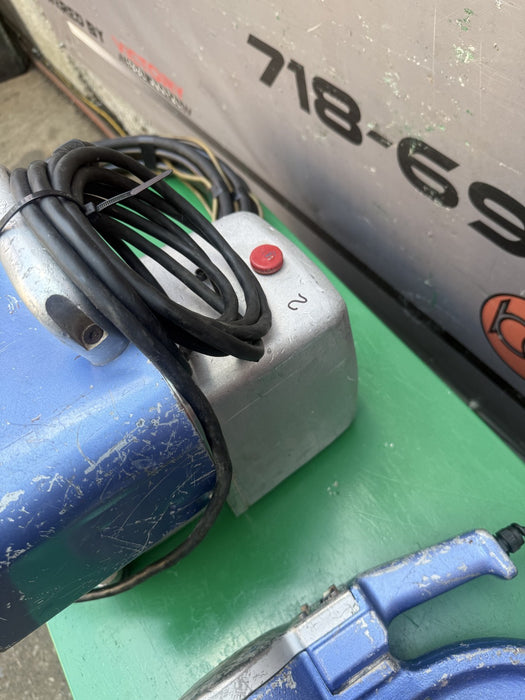 Nitto Kohki HS11-1624 50 ton Hydraulic Punch and HPD-05  Pump.  Works Fine.