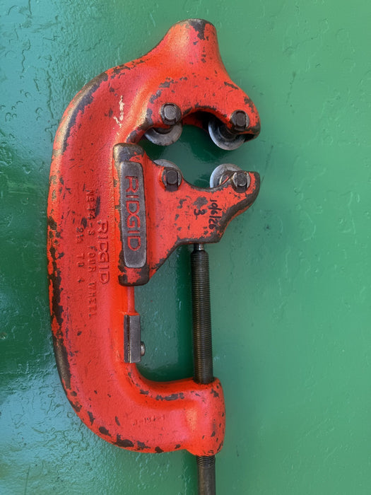 Ridgid No. 44-S Heavy Duty Four Wheel 2-1/2" to 4" Pipe Cutter #3