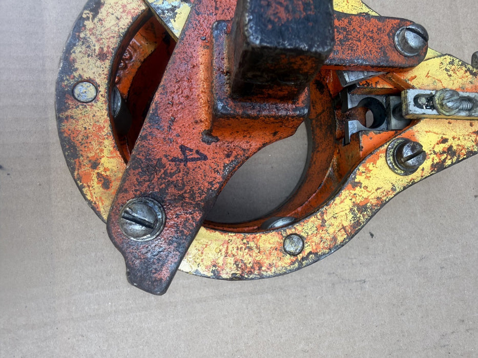 Victaulic Vic Cut Groover 3-1/2” to  4 inch.  Nice.  NO ratchet handle.  #2