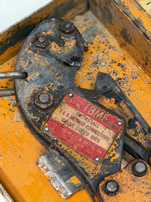 Thomas & Betts T&B TBM5 Compression Crimper Tool w/ 2 Color-Coded Dies & Case