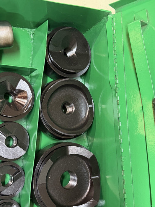 Greenlee 7310SB Slug Buster KO Knockout Punch Set 1/2" - 4" , 767 Pump & Box BG5