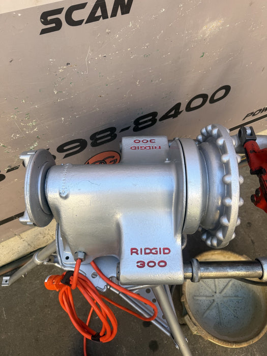 RIDGID 300  Pipe Threader Machine. Tristand. Oiler, Reamer, Die Works Great. 2
