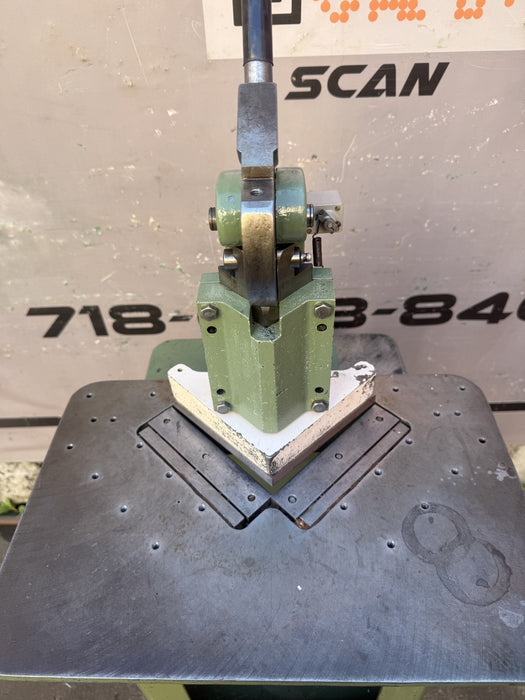 Di-Acro Manual Sheet Metal Corner Notcher 16 Gauge 6x6" Stand Great Shape.